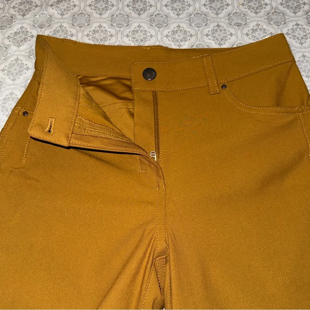 Lululemon city sleek 5 pocket 7/8 pant spiced bronze Size 2